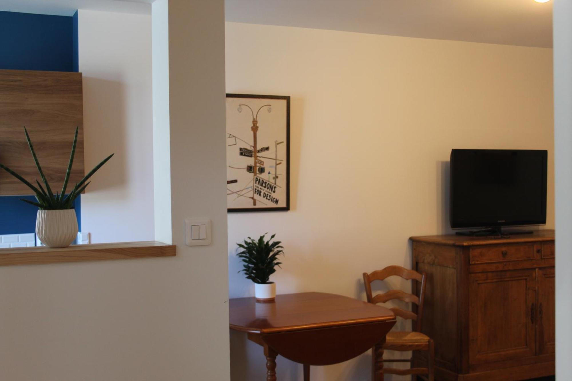 Comfortable Village Apartment In Barbieres With Access To Large Garden With Beautiful Views Kültér fotó